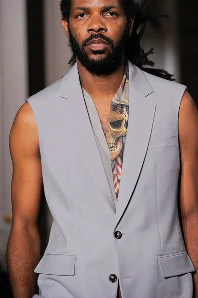 Look 35